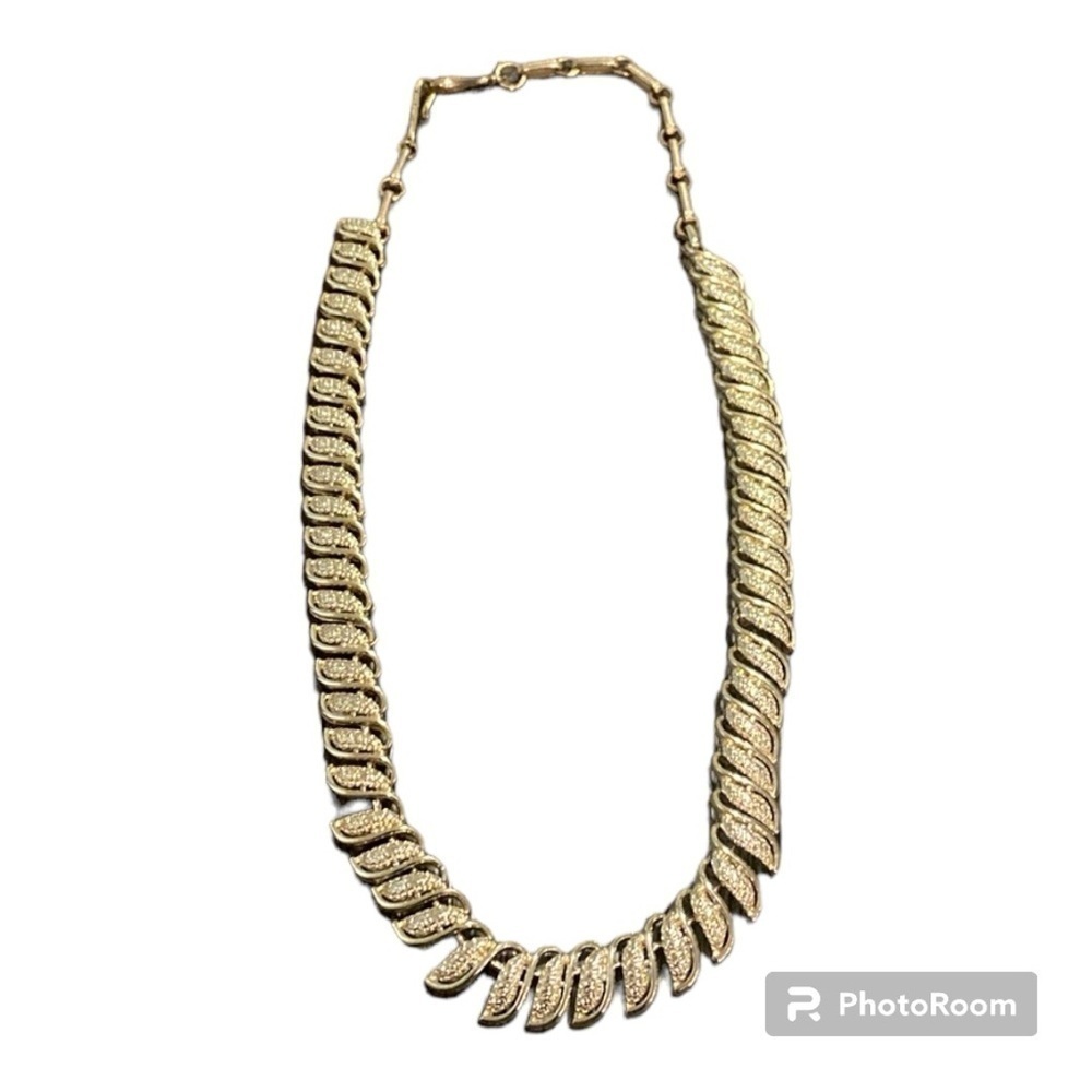 Vintage CORA GoldTone 1950’s GoldTone necklace